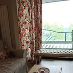 Romantic Mamaia