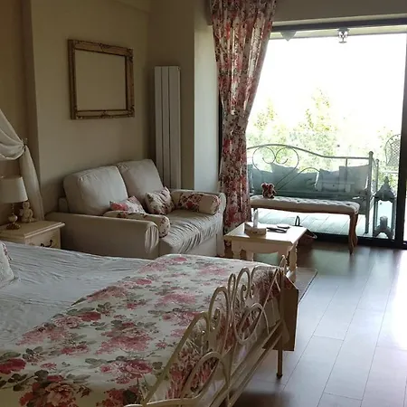 Apartment Romantic