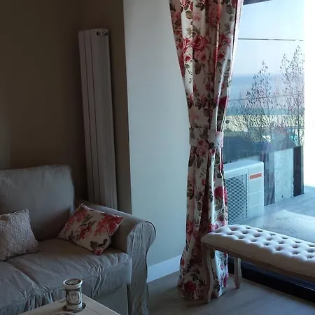 Apartment Romantic
